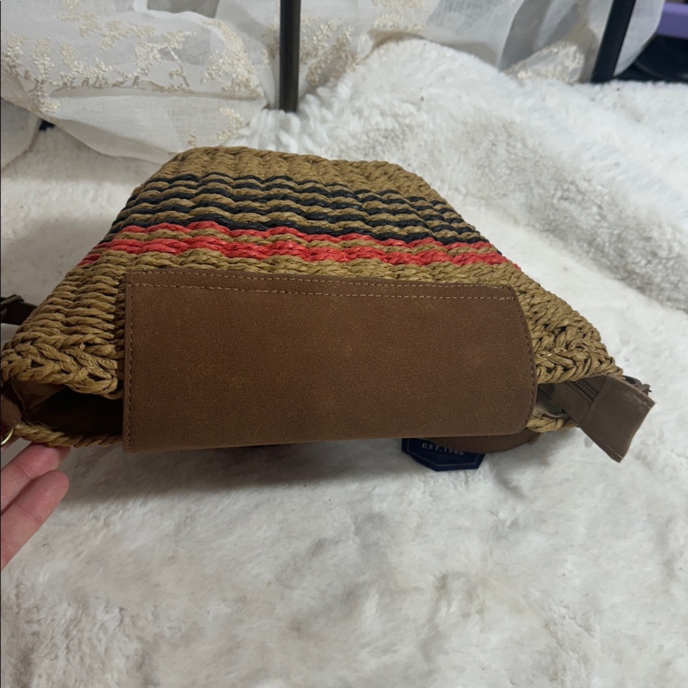 Sun ‘n’ Sand woven straw shoulder bag - Picture 2 of 4